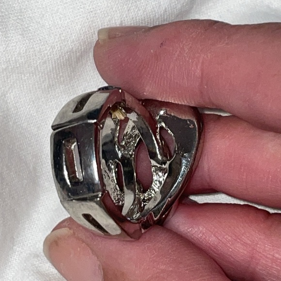 Vintage silver-tone double swirl white round rhinestone stretch ring - Picture 3 of 3